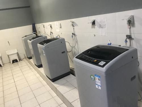宿舍公用洗衣機有多臟